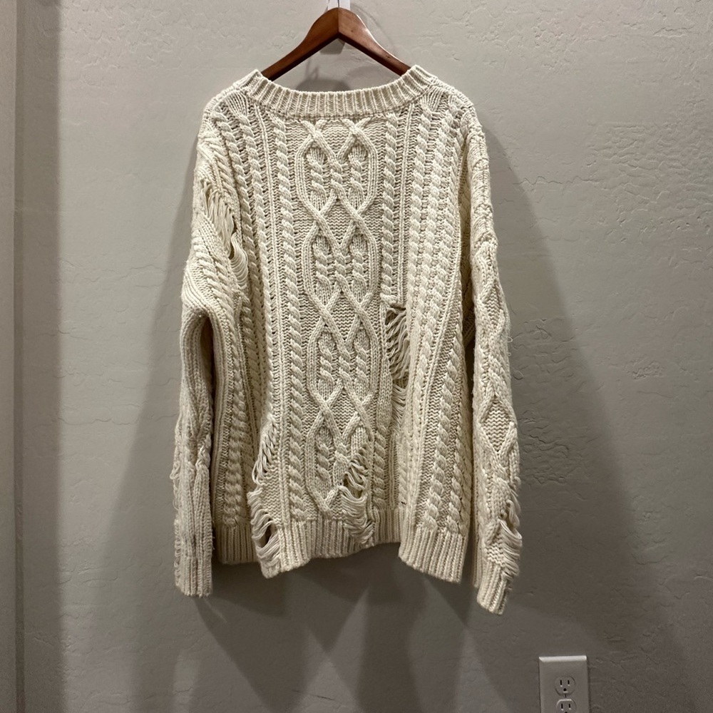 J.O.A. Sweater Distress Size M - Picture 3 of 5